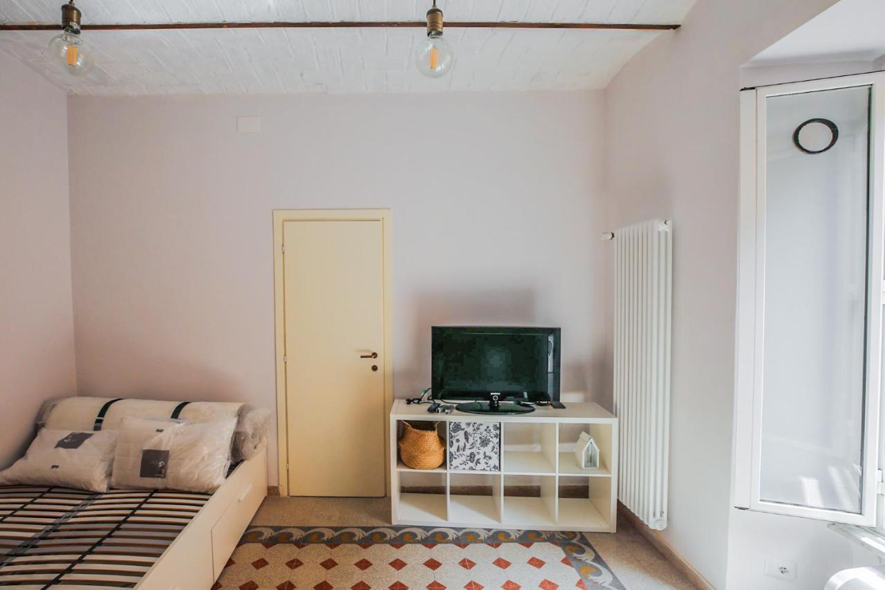 Cairoli Boutique Apartment Rome Bagian luar foto