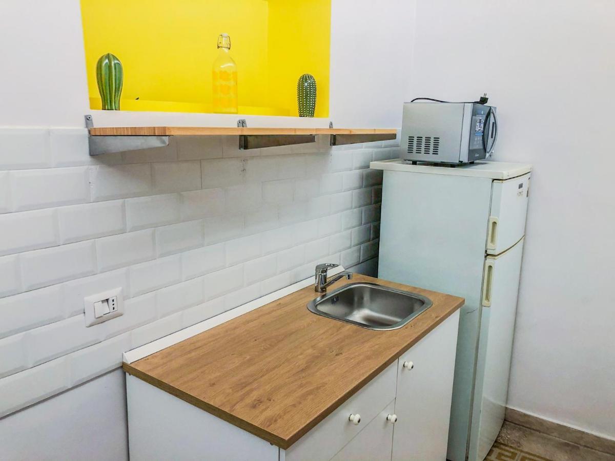 Cairoli Boutique Apartment Rome Bagian luar foto