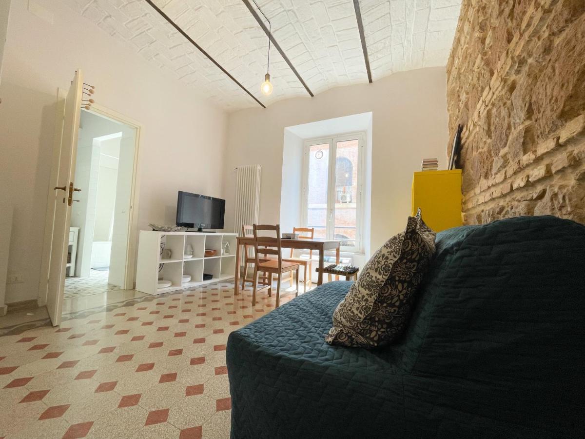 Cairoli Boutique Apartment Rome Bagian luar foto
